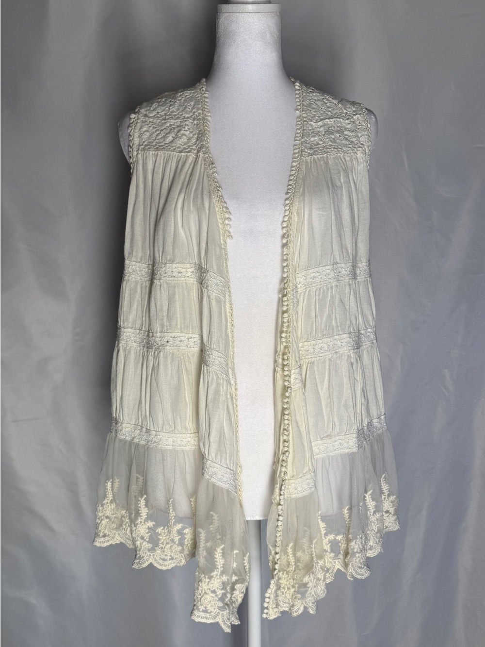 Vintage 80s 90s Greenfield Ivory Crochet Lace Boho Vest Duster